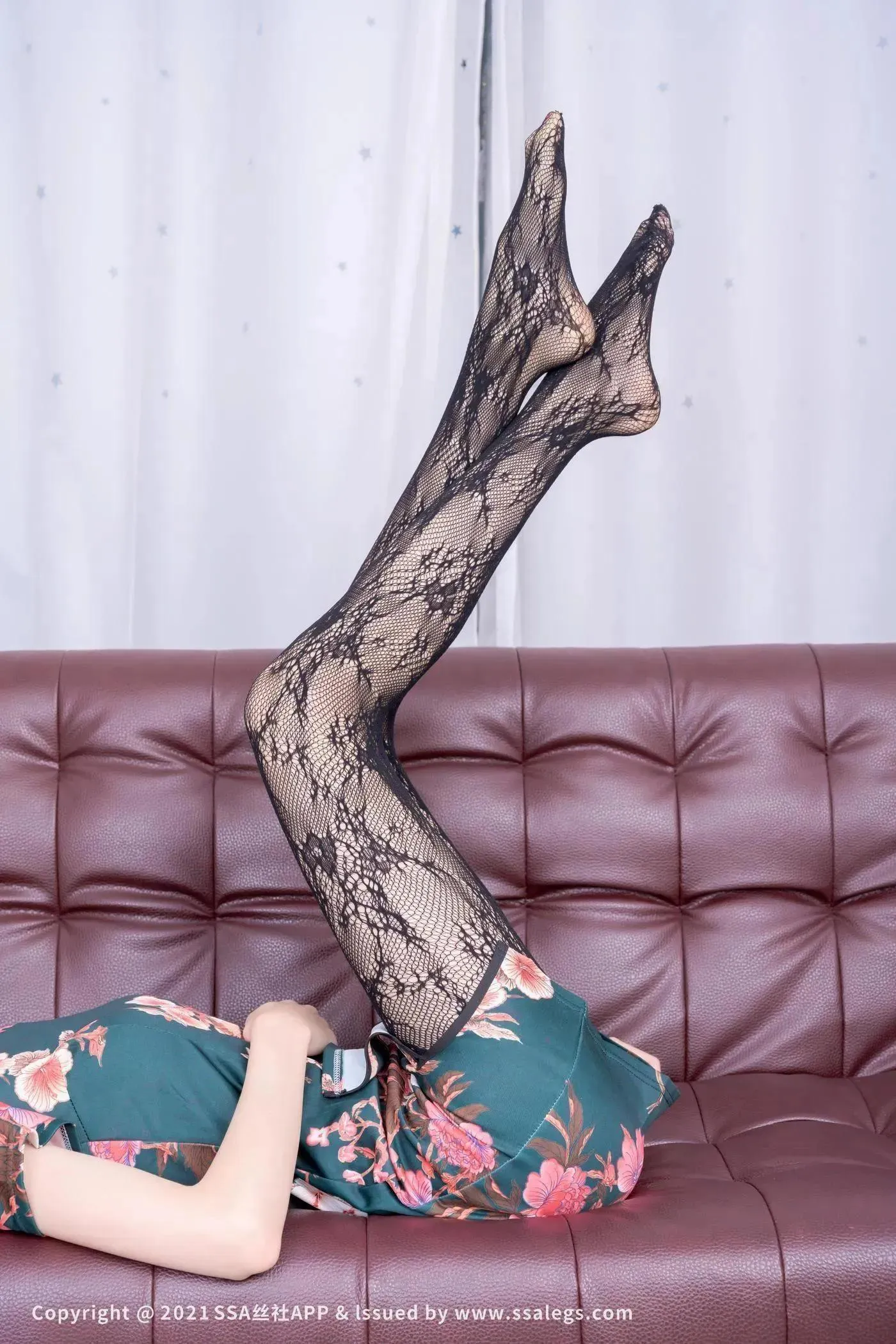 [SSA丝社]超清写真 NO.745 模特团团的黑丝网袜（下）[23] [47P]插图1